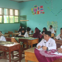 Ka.Kemenag Kaur Minta Guru Jadi Motivator sekaligus Idola Bagi Siswa