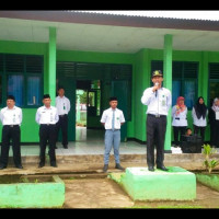 Kasi Madrasah Kemenag RL Tekankan Kepada  Siswa-Siswi Agar Menjaga Nama Baik Sekolah