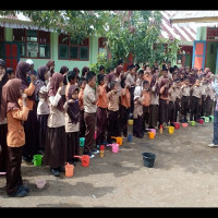 MIS Nurul Huda Belumai Laksanakan Bulan Imunisasi Anak Sekolah