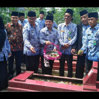 Penutupan Rangkaian HAB Kemenag Ke 72, Kemenag Kepahiang Ziarah Ke makan Tokoh Kementerian Agama Prov. Bengkulu