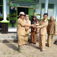 Laksanakan Program Penghijauan, KUA Lubuk Pinang Terima Bantuan Bibit Kayu dan Buah