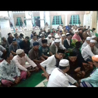 Warga Curup Timur Antusias Hadiri Sholat Gerhana