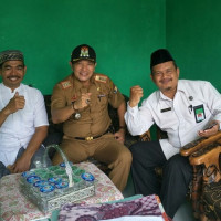 Bahas Persiapan Lomba HUT Kabupaten MM, Camat Air Dikit Kunjungi KUA