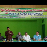 Tim Singapore Polutecnic Kunjungi MTsN 2 Kota Bengkulu