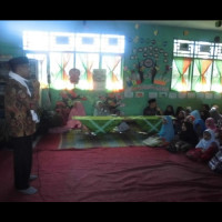 Penceramah Ajak Siswa/i MIN 1 RL Menjadi Generasi Pencinta Al-Qur’an