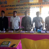 Kepala KUA Menghadiri Pelantikan Panwas Pemilu Desa Se-Kecamatan Selagan Raya