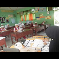 Sambut Ujian Tahun 2018, Siswa MIN 1 RL Adakan Doa Bersama