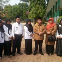 Kepala Kemenag Kota Bengkulu Monitorig UN Tingkat MI