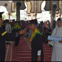 Ka.Kemenag Kota Bengkulu Wisuda 861 Santri TPQ