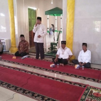 Kasi Bimas Beri Tausyiah Jelang Ramadhan Kepada Peserta Pawai Ta'aruf