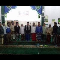 Momen Safari Ramadhan, Ka KUA Curup Timur Isi Tausyiah Kultum Tarawih