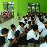 Jelang Pembagian Rapor MTsN 1 Mukomuko Adakan Pesantren Kilat Ramadan