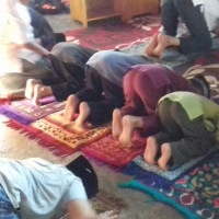 PAI Non PNS Kecamatan Amen Praktekkan Ibadah Shalat