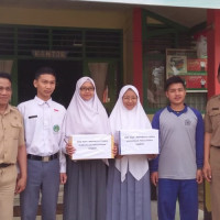 Wujud Kepedulian Korban Gempa, MAN 1 BU Laksanakan Shalat Ghoib dan Sumbangan Sukarela