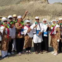 Kepala Kemenag Lebong Dampingi Jama’ah Lebong Ziarah Ke Jabal Rahmah, Jabal Tsur Dan Padang Arafah