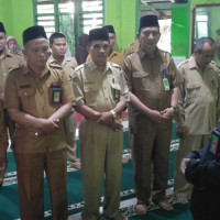 Kemenag BS Laksanakan sholat Ghoib Untuk NTB