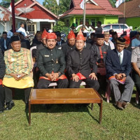 Ka.Kua Ipuh Hadiri Upacara Perayaan Hari Marga Kec. Ipuh Ke 148