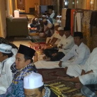 Kakan Kemenag Lebong Pimpin Rombongan Jamaáh Haji Lebong Laksanakan Takziah di Tempat Duka