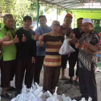 8 Ekor Dieksekusi, Kemenag BS Salurkan 400kg Daging Sapi