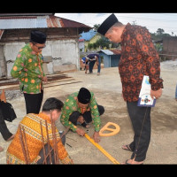 Kemenag Benteng Ukur Arah Kiblat Masjid