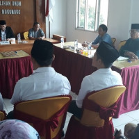 Kepala Peny. Syariah Kemenag MM Laksanakan Pengukuhan Sumpah PAW PPS