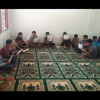 Tumbuhkan Kecintaan Kepada Alquran, Siswa MTsN 5 Kaur diajarkan Tilawah