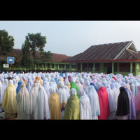 Doakan Korban Gempa MAN 2 Kepahiang Salat Gaib