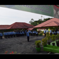 Kepala Kantor Kemenag Kepahiang Evaluasi Kinerja Pegawai