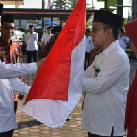 Kakanwil Kemenag Provinsi Bengkulu Lepas 16 Peserta Perkemahan Rohis Tingkat Nasional