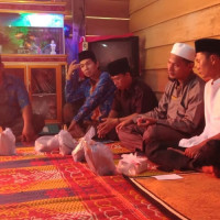 Kepala KUA dan PAI XIV Koto Berikan Pembinaan Majelis Taklim