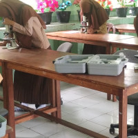 Siswa Kelas IX MTsN 2 Mukomuko Ikuti Ujian Praktik IPA