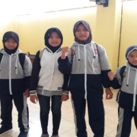 Atlet Karate MIN 2 Kota  Bengkulu Terbang Ke Padang