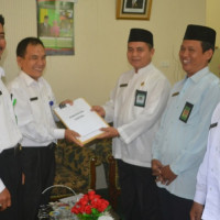 Ka. Kemenag Lebong Terima Master Soal USBN PAI  Tingkat SD Dan SMP