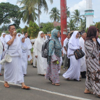 CJH Kab. Bengkulu Utara Lakukan Praktek Manasik Haji