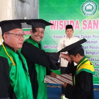 Kepala Kankemenag Kota Bengkulu Wisuda 700 Santri TPQ