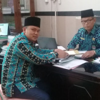 Sukseskan Rekam Biometrik, Ka. Kemenag MM Koordinasi Dengan Kabid PHU