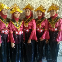 Siswi MAN 1 Model Kota Bengkulu Juara 3 Tari Kreasi