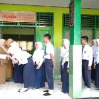 Kasi Madrasah Pantau UN-BK di MTsN 2 Kota Bengkulu