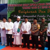 Ka. Kemenag BU Ikut Peringatan Isra’ Mi’raj Nabi Muhammad SAW, Istighosal dan Do’a Menyambut Pemilu 2019