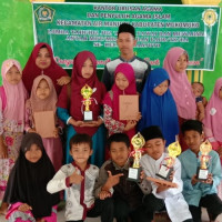 MIN 7 Mukomuko Boyong 3 Piala Dalam Lomba Menyambut Ramadhan Yang di Gelar Oleh PAI Air Manjuto