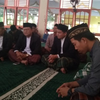 Ka. KUA Pondok Kelapa: “Selesaikan Masalah dengan Syariah”