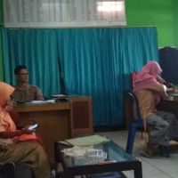 Minggu ke-2 Ramadhan, Masyarakat Ramai Kunjungi KUA Pondok Kelapa