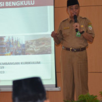 Ka.Kanwil Minta Guru Madrasah Biasakan Pakai Peci