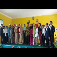 Siswa/I SD 72 Benteng di Lepas, KUA Merigi Sakti hadir