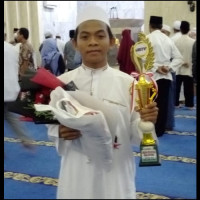 DAI MUDA MAN 1 MODEL KOTA BENGKULU KEMBALI RAIH PRESTASI  DI AJANG PEMILIHAN USTAD/USTADZAH BETv