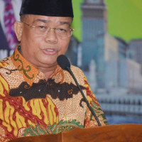 Ka.Kanwil Iringi Keberangkatan Jamaah Haji Kloter Terakhir