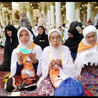 Hari Pertama Di Madinah Jemaah Haji Kabupaten Lebong Focus Salat Arbain