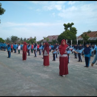 MTsN 2 Kota Bengkulu Laksanakan Senam Germas