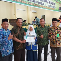 Siswi MTs N 1 Lebong Raih Juara 1 IPA Pada KSM Tingkat Provinsi Bengkulu