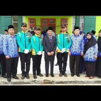 Paskibra MAN 1 Model Kota Bengkulu  Menjadi Penggerek Bendera di HUT Kemerdekaan RI